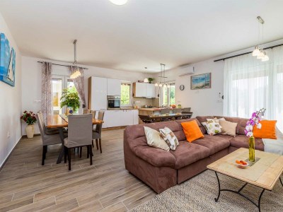 Holiday house Holiday house VILLA JOZI - Features photo 42