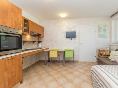 Holiday house Holiday house TRSJA with swimming pool - Features photo 36