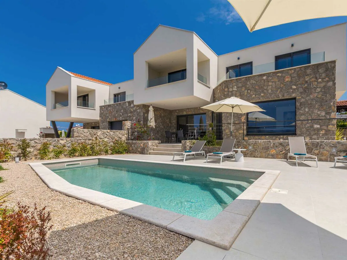 Holiday house Villa VERENA with heated pool