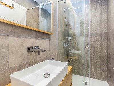 Holiday house Villa VERENA with heated pool - Features photo 28