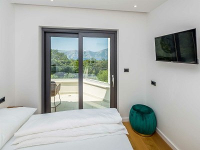 Holiday house Villa VERENA with heated pool - Features photo 40