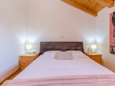 Holiday house Holiday house ANDREA with pool - Features photo 29