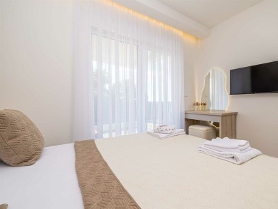 Holiday house Holiday house OLIVE BLUE with private pool - Features photo 24