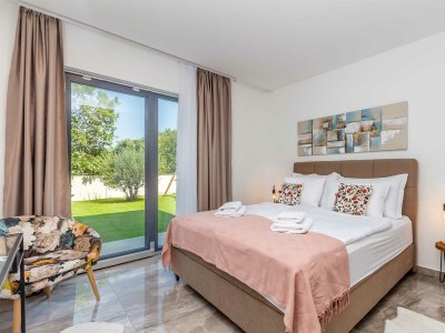 Villa Villa MERAVIGLIA with private pool - Features photo 32