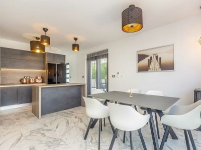 Apartment Luxury apartment NOA with pool and hot tub - Features photo 28