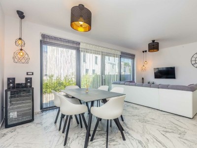 Apartment Luxury apartment NOA with pool and hot tub - Features photo 31