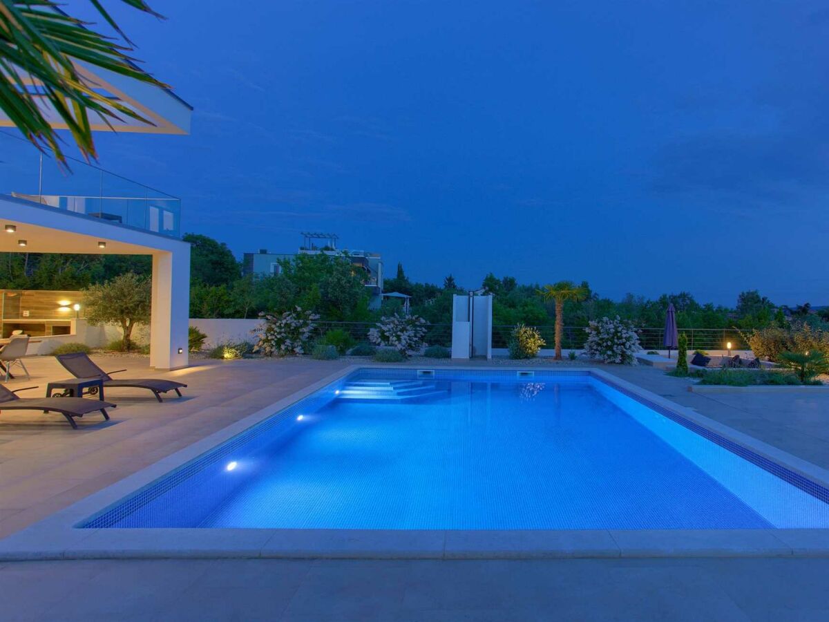 Villa Villa QUADRA with heated pool - Outdoor photo 5