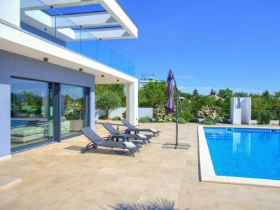 Villa Villa QUADRA with heated pool - Outdoor photo 10