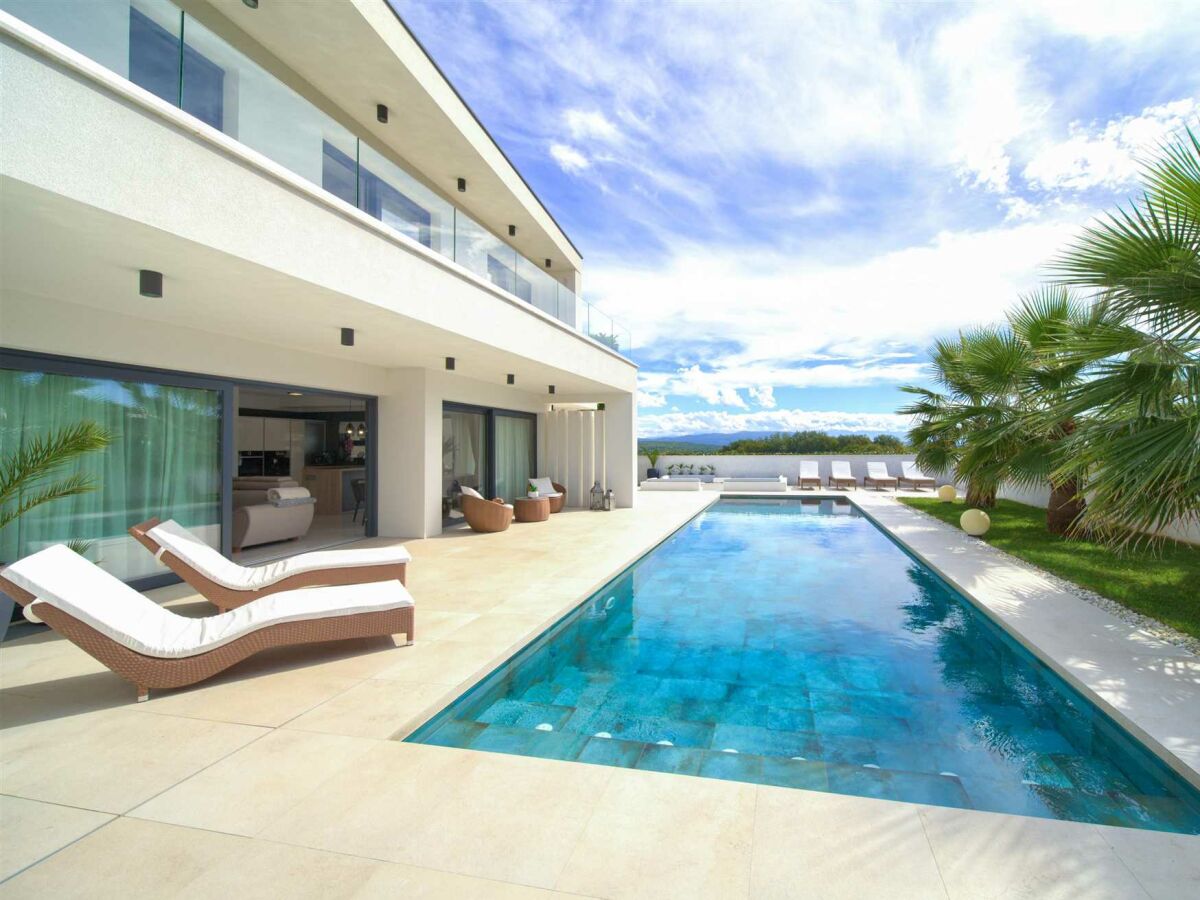 Villa Villa LUMINOSA with outdoor and indoor pool and sauna - Outdoor photo 4