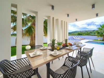 Villa Villa LUMINOSA with outdoor and indoor pool and sauna - Outdoor photo 9