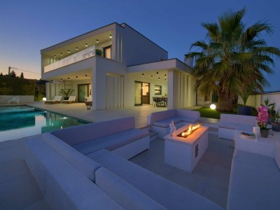 Villa Villa LUMINOSA with outdoor and indoor pool and sauna - Outdoor photo 21