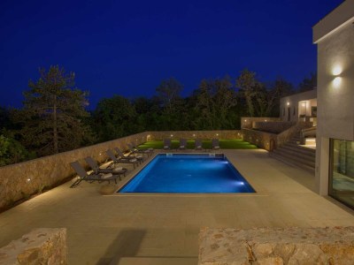 Villa Villa ASTRUM with heated indoor and outdoor pool, jacuzzi and sauna - Outdoor photo 5