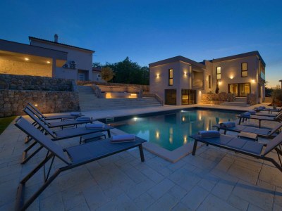 Villa Villa ASTRUM with heated indoor and outdoor pool, jacuzzi and sauna - Outdoor photo 6