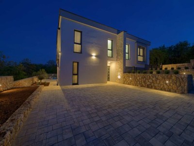 Villa Villa ASTRUM with heated indoor and outdoor pool, jacuzzi and sauna - Outdoor photo 11