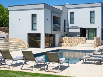 Villa Villa ASTRUM with heated indoor and outdoor pool, jacuzzi and sauna - Outdoor photo 18