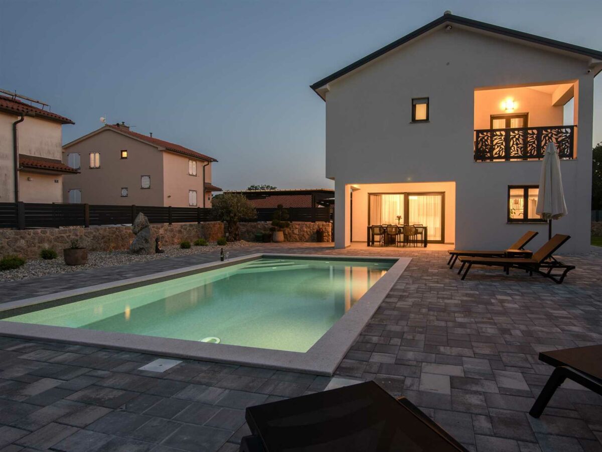 Holiday house Holiday house TARA & LANA I with heated pool - Outdoor photo 2