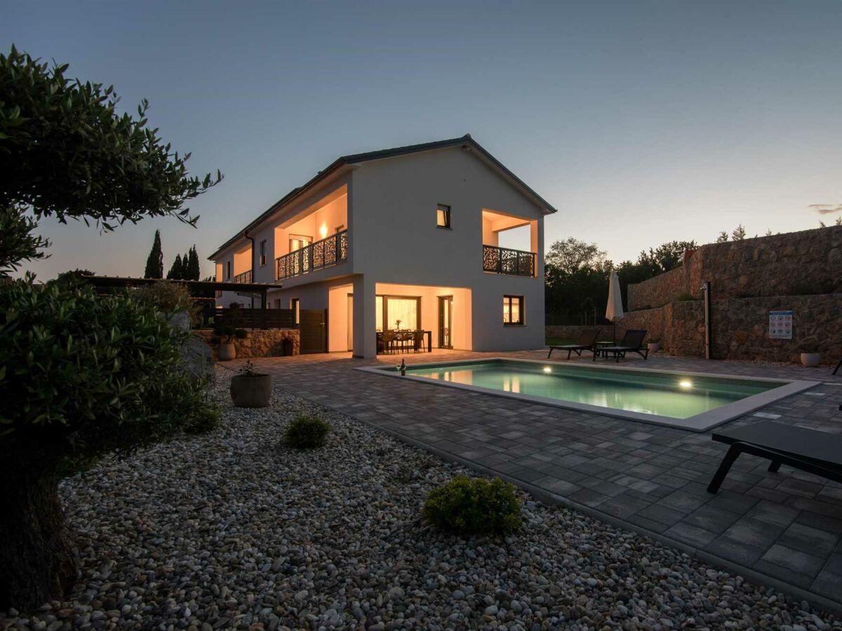 Holiday house Holiday house TARA & LANA I with heated pool - Outdoor photo 4