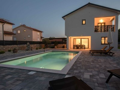 Holiday house Holiday house TARA & LANA I with heated pool - Outdoor photo 2