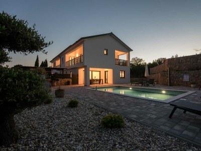 Holiday house Holiday house TARA & LANA I with heated pool - Outdoor photo 4