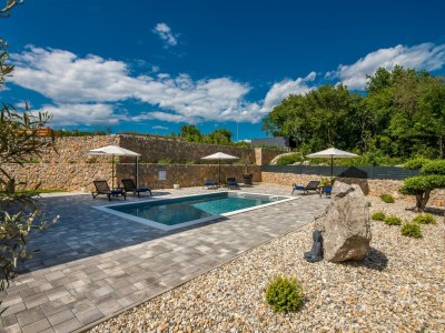 Holiday house Holiday house TARA & LANA I with heated pool - Outdoor photo 8