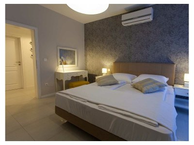 Villa Beautiful villa AURORA with private pool, sauna and jacuzzi - Features photo 23