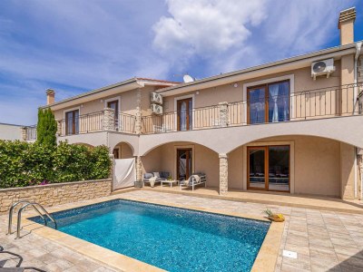 Holiday house Modern and attractive holiday house DIJANA - Outdoor photo 6