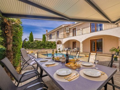 Holiday house Modern and attractive holiday house DIJANA - Outdoor photo 10