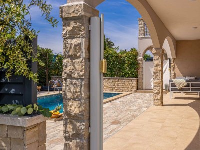 Holiday house Modern and attractive holiday house DIJANA - Outdoor photo 12