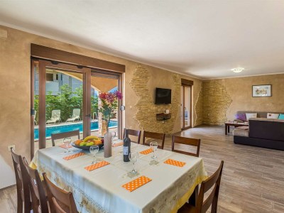 Holiday house Modern and attractive holiday house DIJANA - Features photo 17