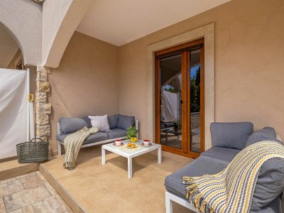 Holiday house Modern and attractive holiday house DIJANA - Features photo 18