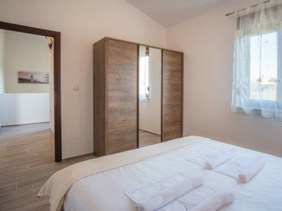 Holiday house Modern and attractive holiday house DIJANA - Features photo 23