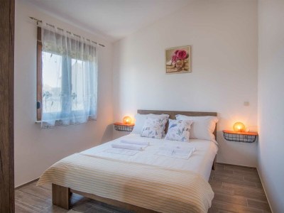 Holiday house Modern and attractive holiday house DIJANA - Features photo 24