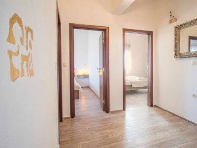 Holiday house Modern and attractive holiday house DIJANA - Features photo 36