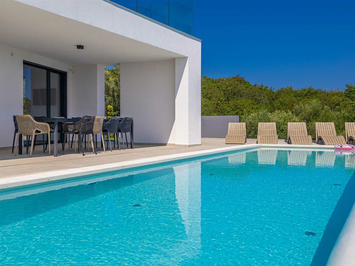 Villa Villa ELEVATION with heated pool - Outdoor photo 4