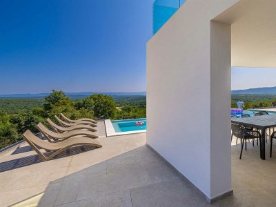 Villa Villa ELEVATION with heated pool - Outdoor photo 10