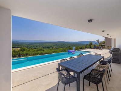 Villa Villa ELEVATION with heated pool - Outdoor photo 12