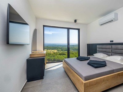 Villa Villa ELEVATION with heated pool - Features photo 28