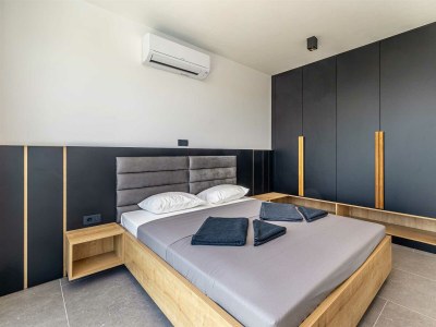 Villa Villa ELEVATION with heated pool - Features photo 29