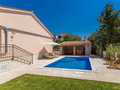 Holiday house Holiday house MASLINA with pool - Outdoor photo 2