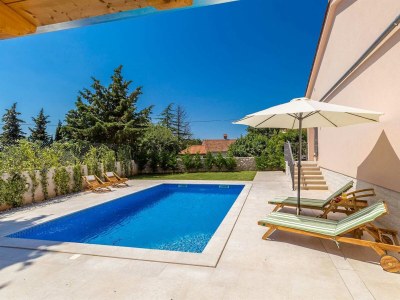 Holiday house Holiday house MASLINA with pool - Outdoor photo 8