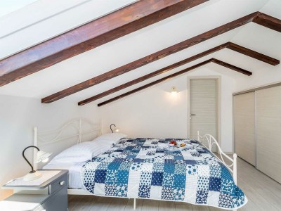 Holiday house Holiday house MASLINA with pool - Features photo 25