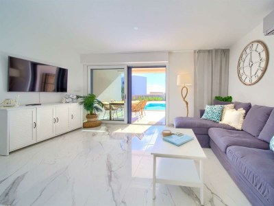 Apartment Apartment SEA LA VIE with swimming pool - Features photo 15