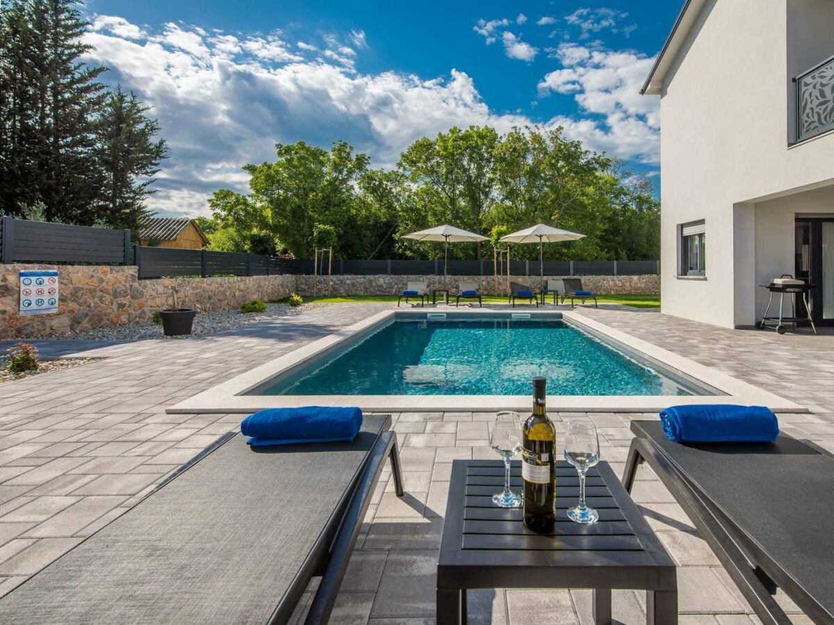 Holiday house Holiday house TARA & LANA II with heated pool - Outdoor photo 4