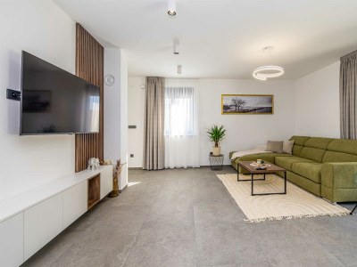 Holiday house Holiday house TARA & LANA II with heated pool - Features photo 11