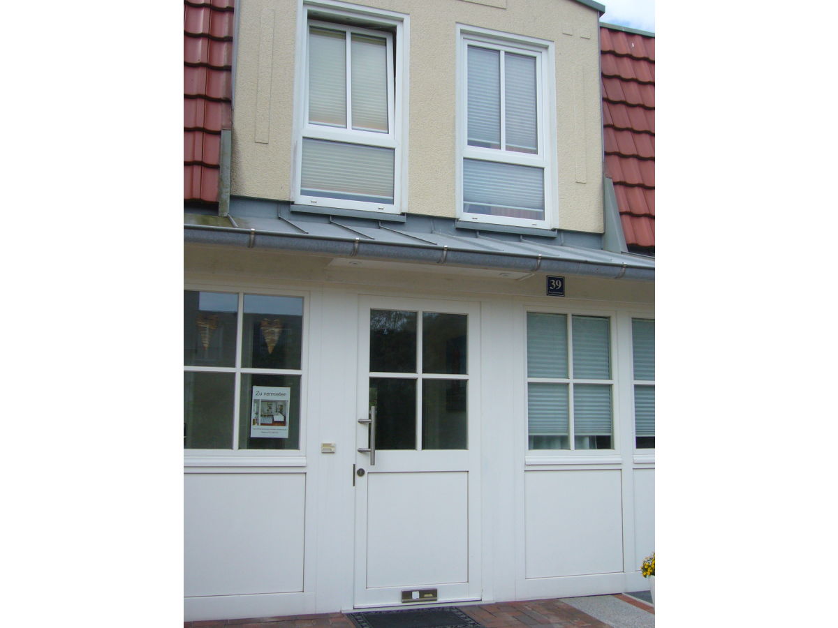 Holiday apartment "Kapitänshaus Schubert" - Outdoor photo 3