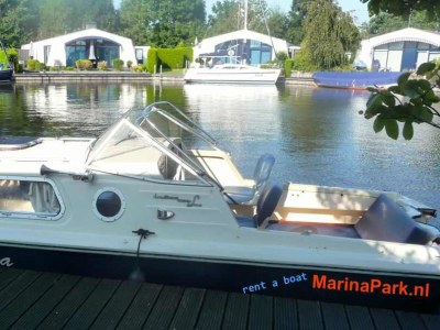 Bungalow Comfortable bungalow and boat rental - Environment photo 20