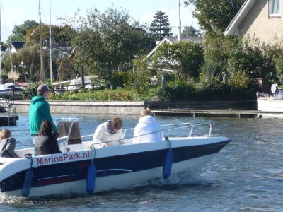 Bungalow Comfortable bungalow and boat rental - Environment photo 24