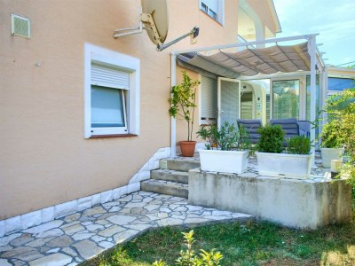 Holiday house Holiday house NIKA with pool and jacuzzi - Features photo 6