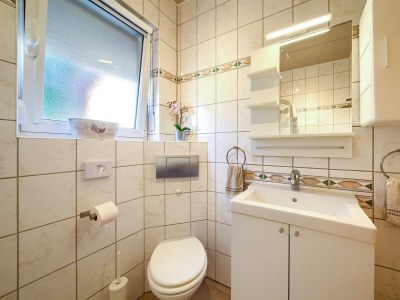 Holiday house Holiday house NIKA with pool and jacuzzi - Features photo 18