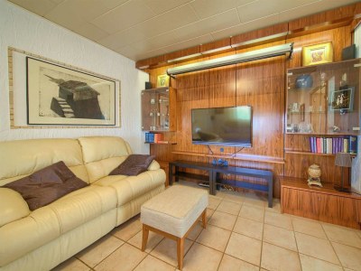 Holiday house Holiday house NIKA with pool and jacuzzi - Features photo 19